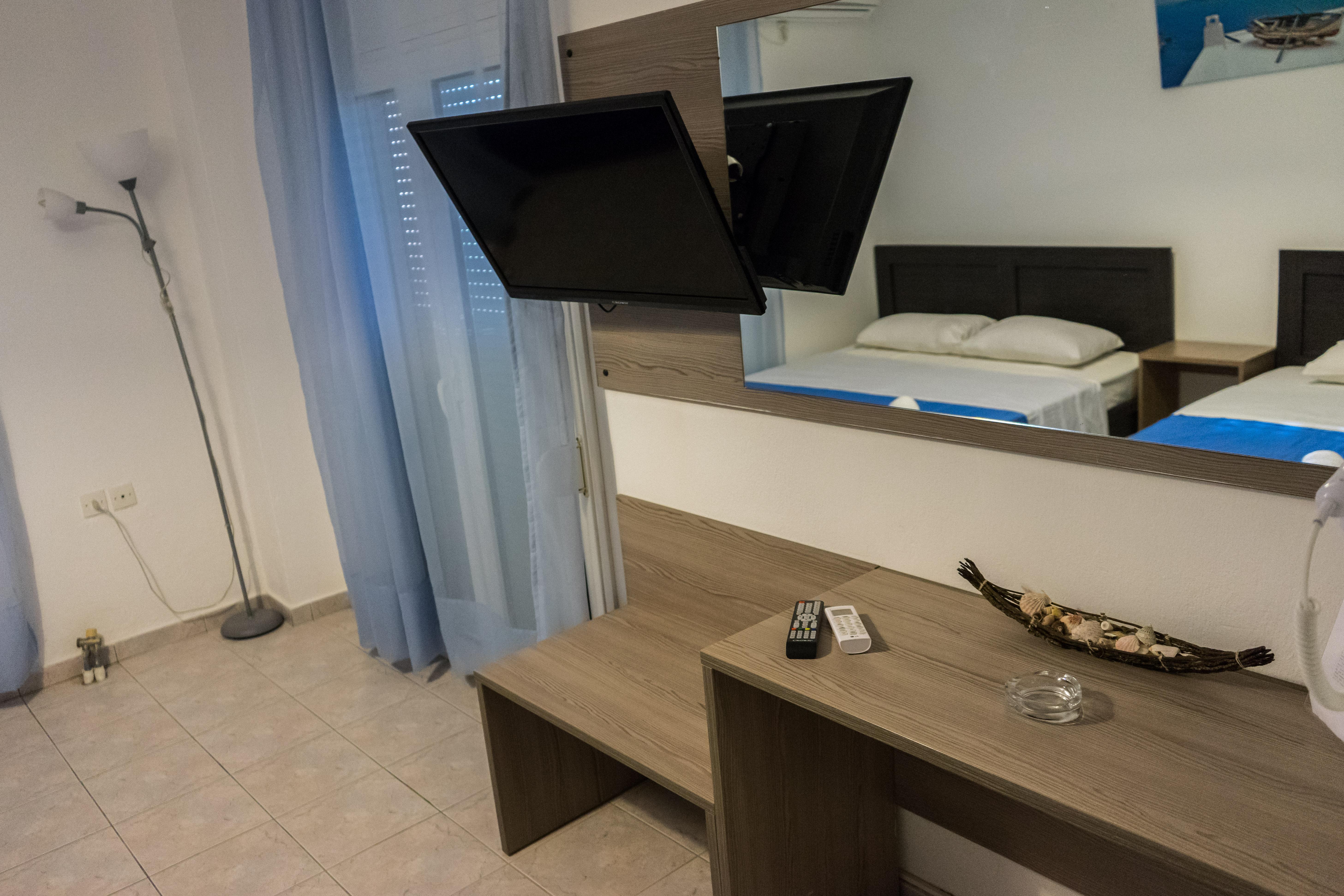 Polykratis Rooms Skiathos stad Exteriör bild